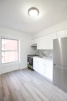 Rented by Skyward | media 23