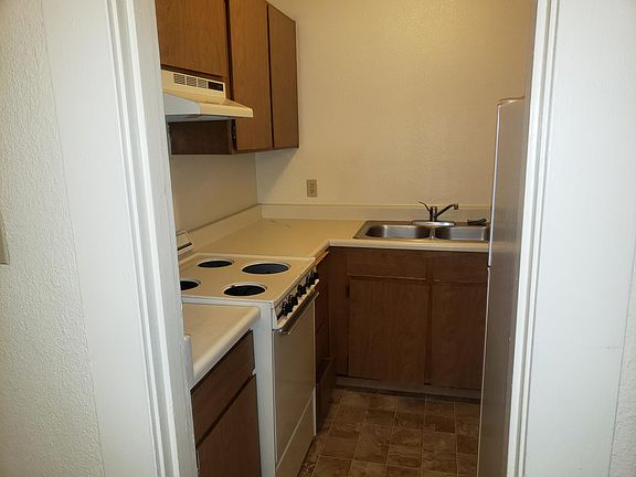 2nd image of 414 Tacoma Ave S #316