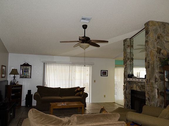 3rd image of 2820 Wesleyan Dr
