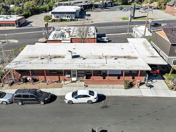 2nd image of 3133 N Stuart St