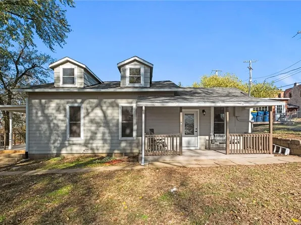 710 Maple St, Eudora, KS 66025