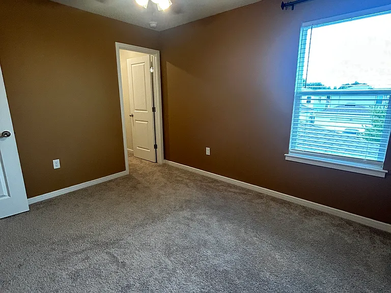 4244 Meandering Bay Dr — Photo 38