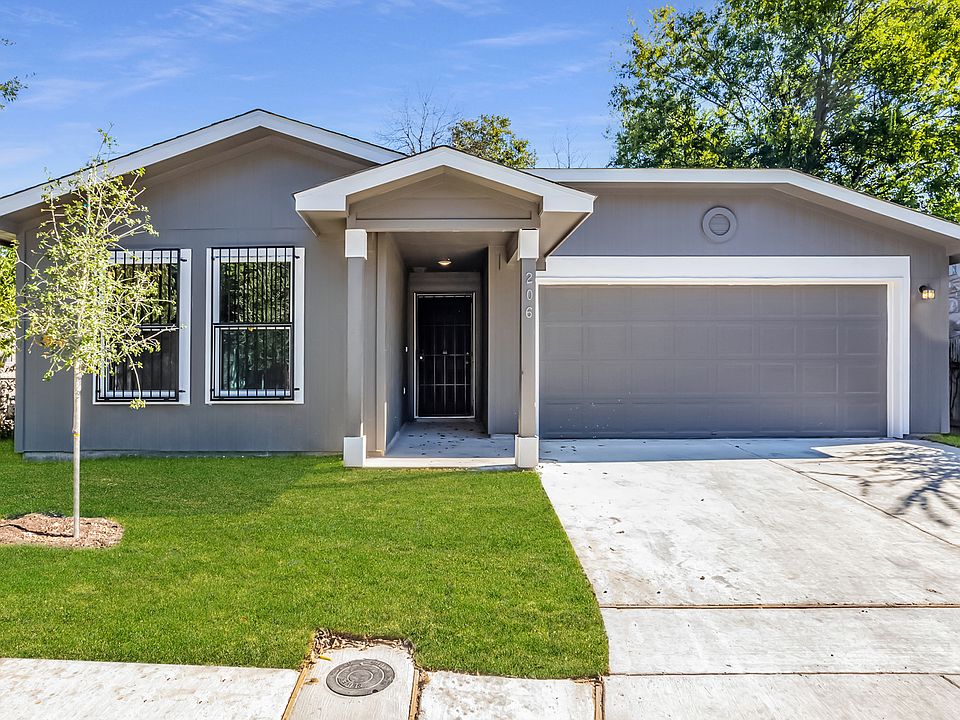 1st image of 206 S San Horacio Ave