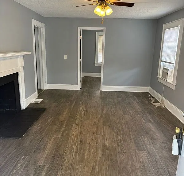 1127 West Blvd — Photo 2