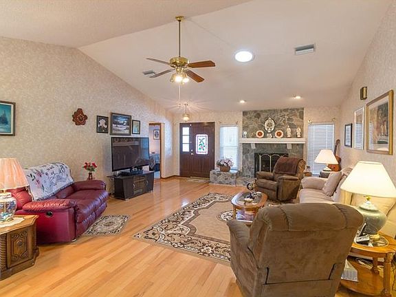 5th image of 2519 Ardon Ave