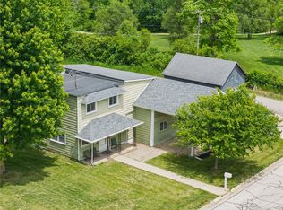 502 E Main St, Lisbon, IA 52253