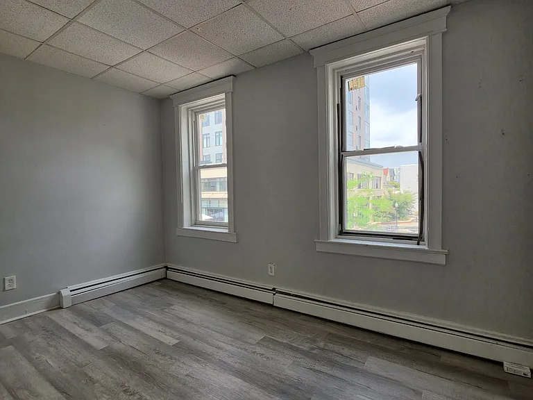 970 Broadway #26E — Photo 3