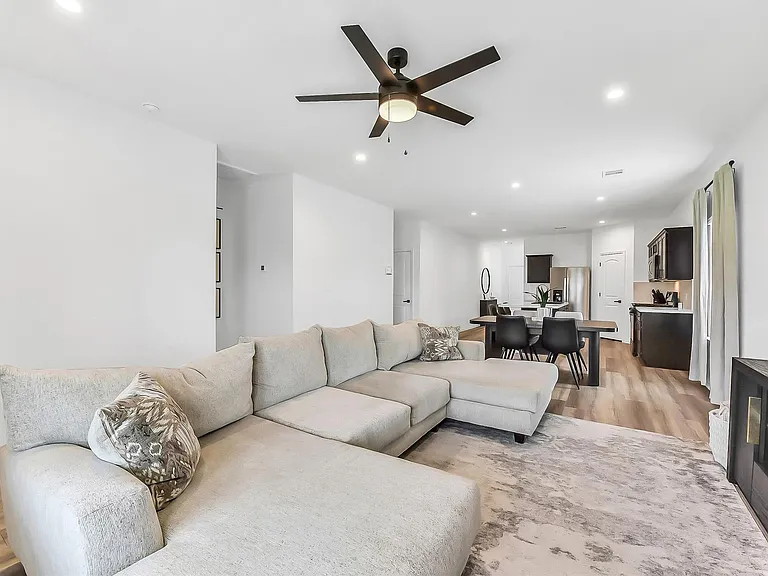 14816 Crimson Peak Ln — Photo 13