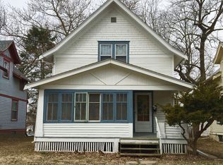 313 S Lucas St, Iowa City, IA 52240