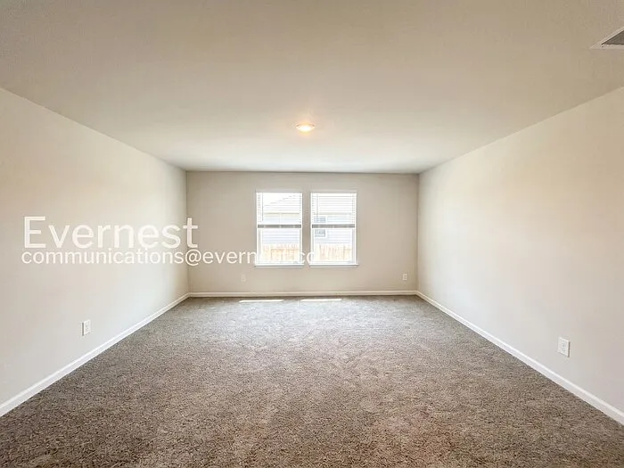 7762 Plymouth Dr — Photo 15
