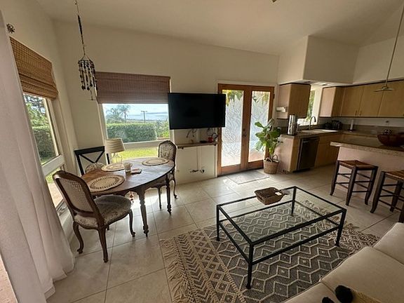 4th image of 663 Kumulani Dr