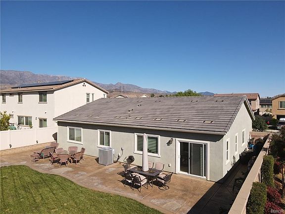 4th image of 1339 Acanthus Ln