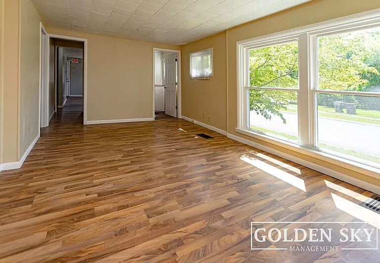 1925 W Jackson St #2 — Photo 7