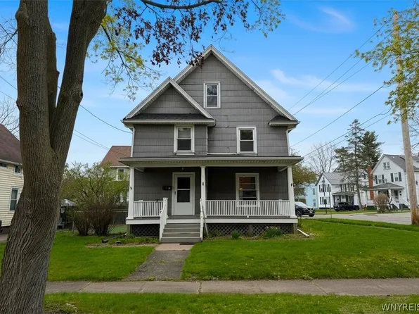 136 Parce Ave, Fairport, NY 14450