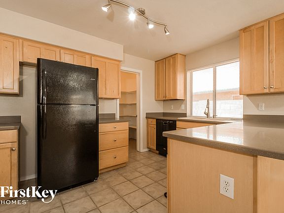 5th image of 7412 E Lobo Ave