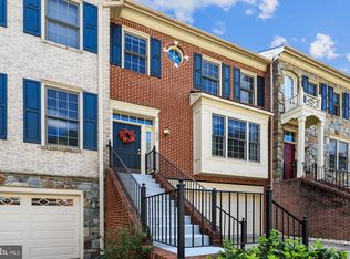 1032 Grand Oak Way, Rockville, MD 20852
