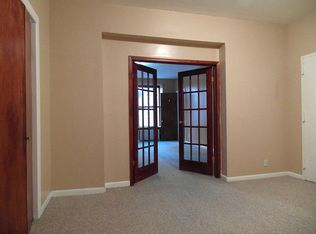 933 8th Ave APT 4, New York, NY 10019