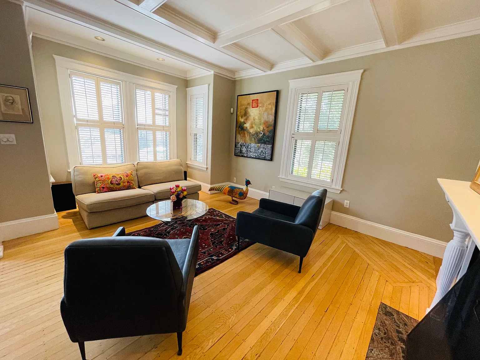 4 bed, 2.5 bath, 2386 sqft, $7,500 — Photo 3