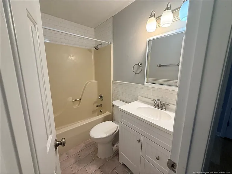 155 S Ashe St — Photo 16