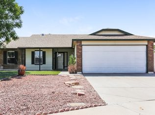 8032 W Tuckey Ln, Glendale, AZ 85303