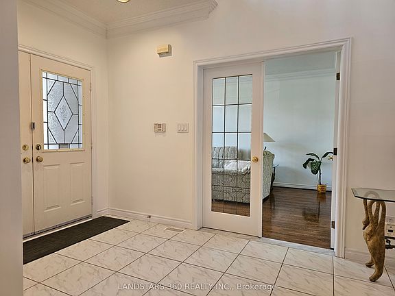 5th image of 13 Edgecombe Ct