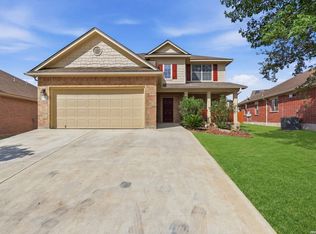 12602 Course View Dr, San Antonio, TX 78221
