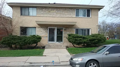 2522 W Wells St Photo 1