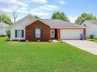 22 Miller St, Cowarts, AL 36321