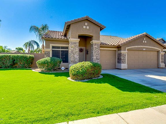 2nd image of 2295 W Olive Way