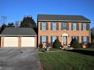 451 Ashton Dr, Falling Waters, WV 25419