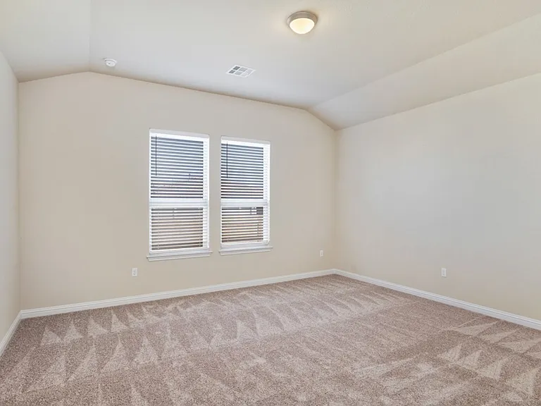 8202 Dampton Ln — Photo 12