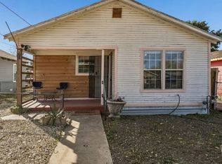 2214 Menchaca St, San Antonio, TX 78207
