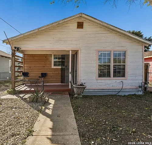 2214 Menchaca St Photo 1