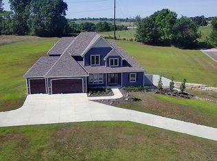 24745 149th St, Leavenworth, KS 66048