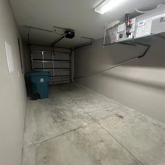 12073 Henley Ave — Photo 30
