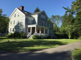 2099 NE Victorian Ln, Bainbridge Island, WA 98110