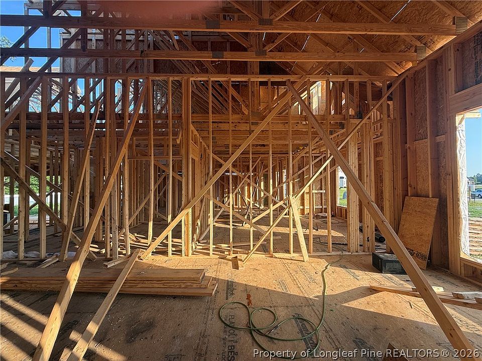 2nd image of 5840 Dottie Cir