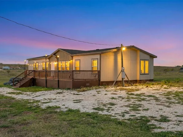 430 County Road 451, Coupland, TX 78615