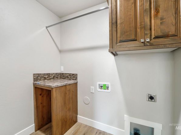 171 & 175 Woody Ave, Jerome, ID 83338