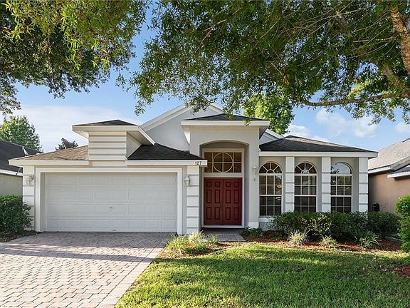 3rd image of 127 Savannah Park Loop