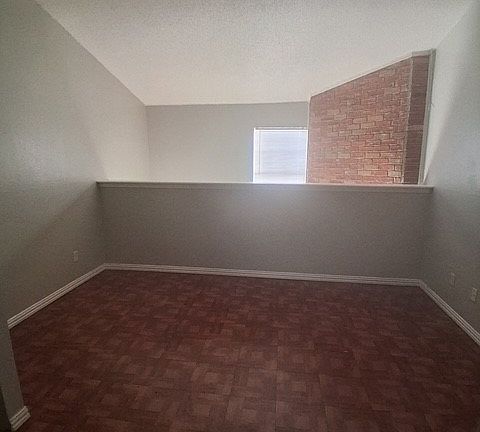 5th image of 9459 Olde Towne Row
