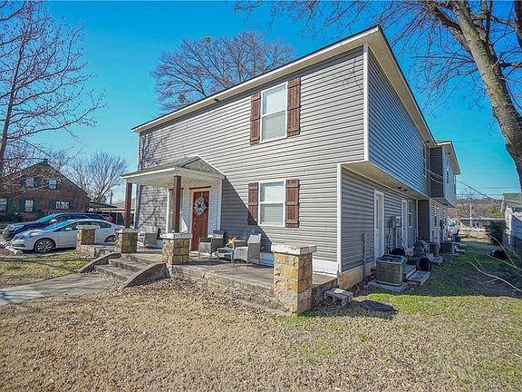 2nd image of 601 Drennen St