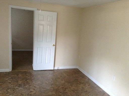 2nd image of 3123 Ross Ave