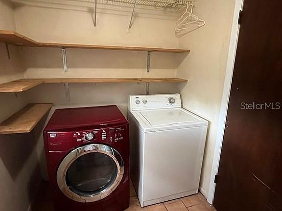 5th image of 2832 NW 44th Pl