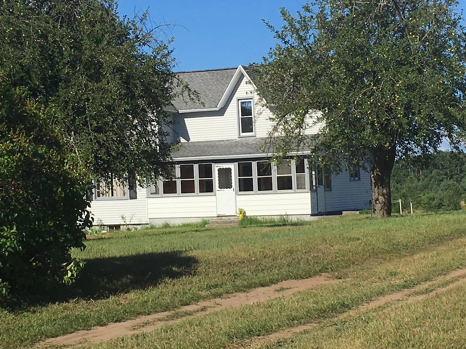 1 bed, 1000 sqft, $775 — Photo 1
