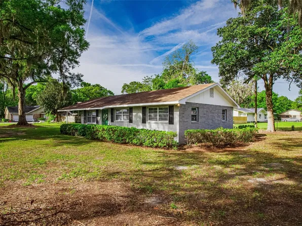 27112 Ohio St, Hilliard, FL 32046