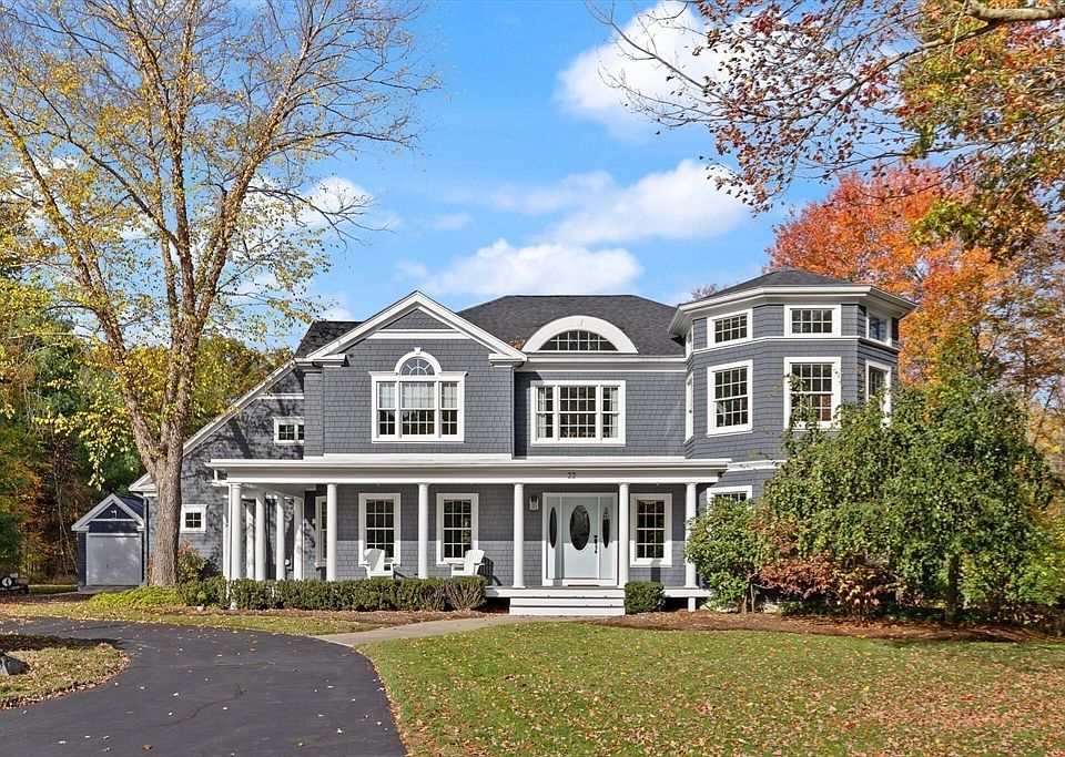 1st image of 22 Flyaway Pond Dr
