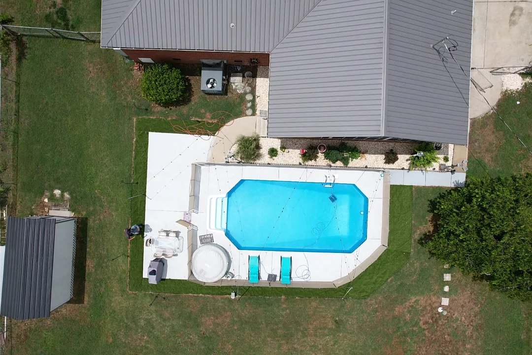 3 bed, 1450 sqft, $2,700 — Photo 3