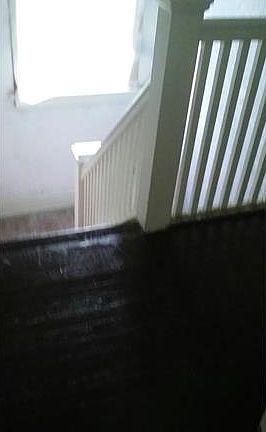 4th image of 3823-3825 Lee Ave