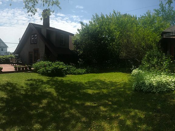 2nd image of 318 E Deer Pl #A